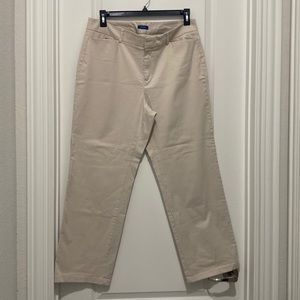 Womens Dockers 16 short - tan